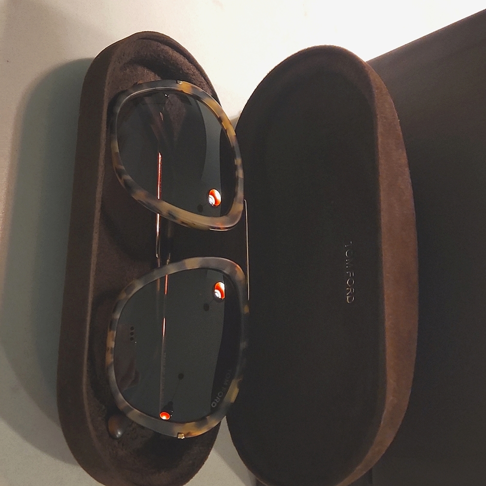 Tom Ford sunglasses 🕶